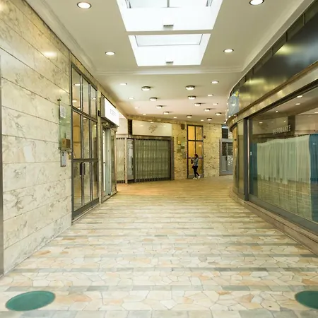 Bnbutler - Duomo - Galleria Unione ミラノ